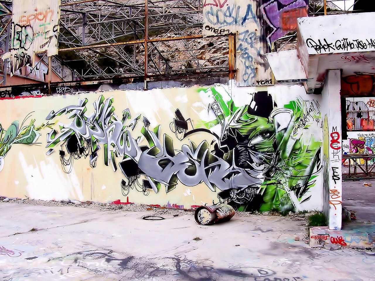 d&eacute;couvrez comment utiliser les balises open graph pour optimiser le partage de votre contenu sur les r&eacute;seaux sociaux et am&eacute;liorer la visibilit&eacute; de votre site web.